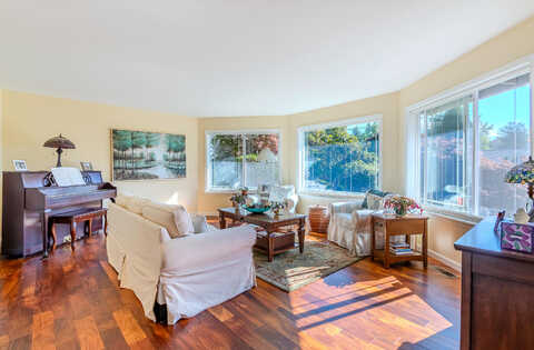 Cypress Point, MEDFORD, OR 97504