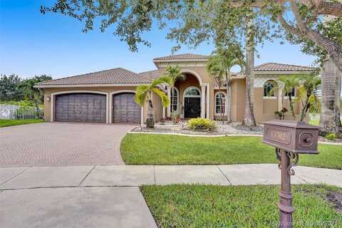 11Th, PEMBROKE PINES, FL 33028