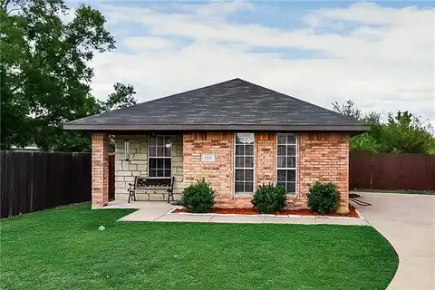 Wyatt, WAXAHACHIE, TX 75165