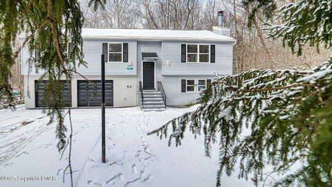 Country Place, TOBYHANNA, PA 18466