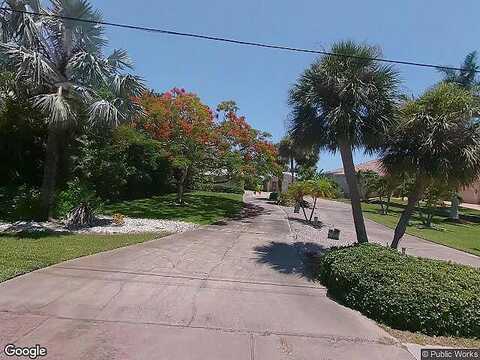 Key Royale, HOLMES BEACH, FL 34217