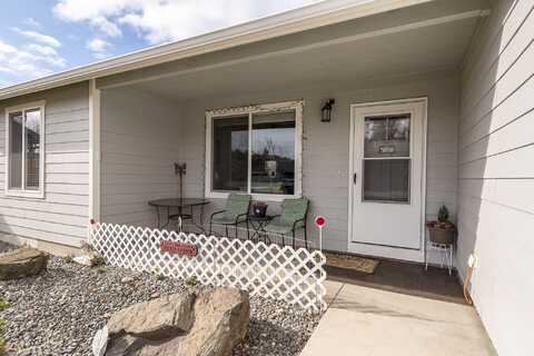 Crista, PRINEVILLE, OR 97754