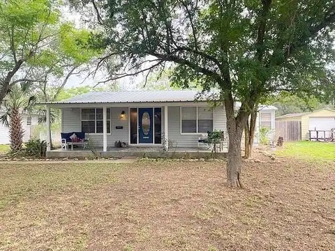 Lee, KINGSVILLE, TX 78363