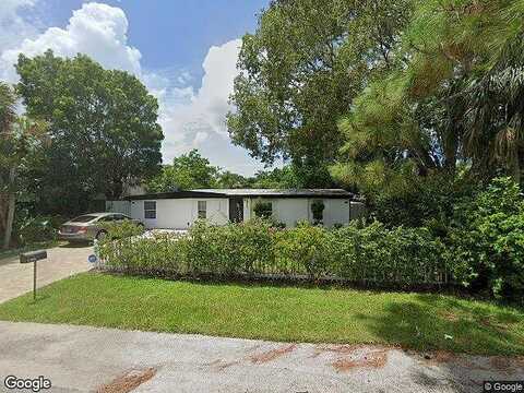 Pine, NAPLES, FL 34104