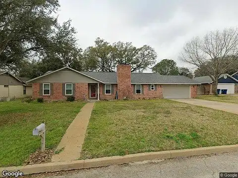 Cardinal, PLEASANTON, TX 78064