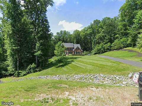 Genevieve, FREDERICKSBURG, VA 22406