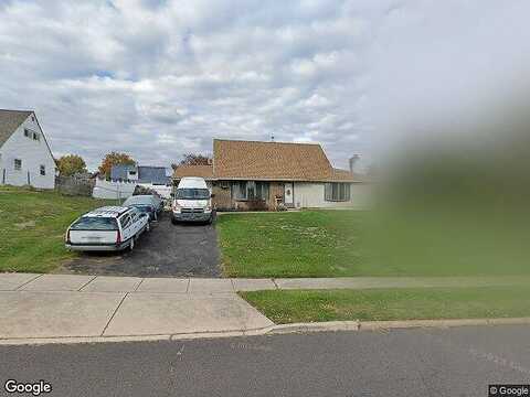 Tinsel, LEVITTOWN, PA 19056