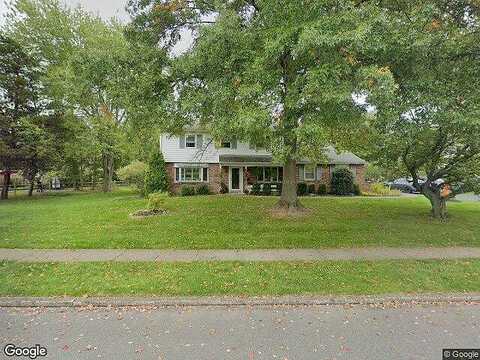 Greensward, WARRINGTON, PA 18976