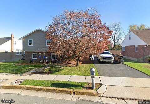 Commonwealth, READING, PA 19607