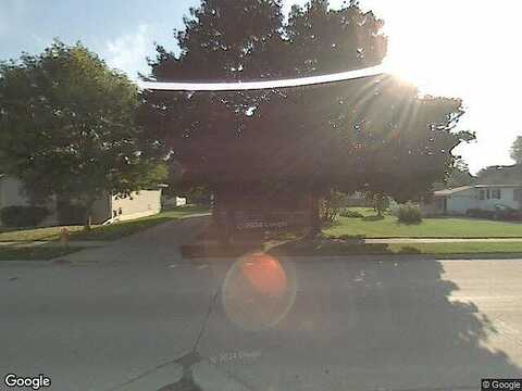 Main, OSHKOSH, WI 54901