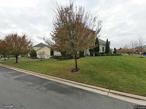Bloomfield Path, ASHBURN, VA 20148