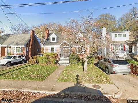 Crestwood, ALEXANDRIA, VA 22302