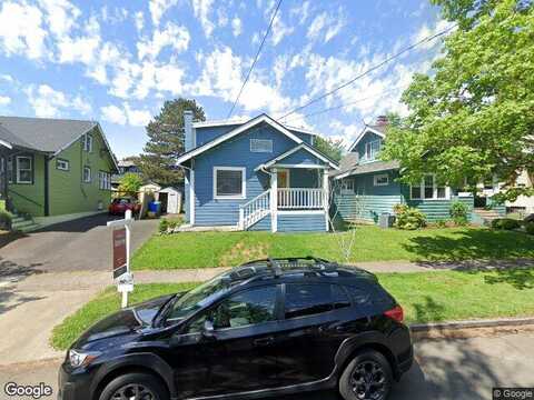 70Th, PORTLAND, OR 97213