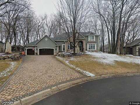 Summit, CHANHASSEN, MN 55317