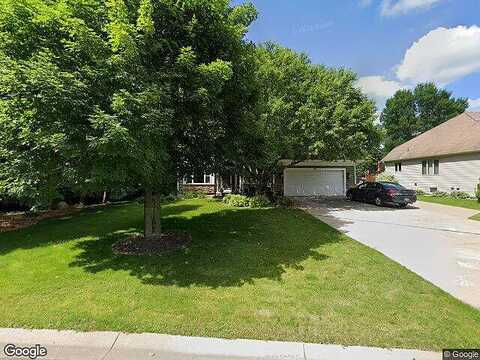 Three Oaks, MAPLE PLAIN, MN 55359