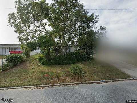 Beacon Square, HOLIDAY, FL 34691