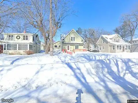 Oak, DETROIT LAKES, MN 56501