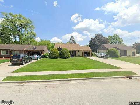 Salisbury, WEST BEND, WI 53090