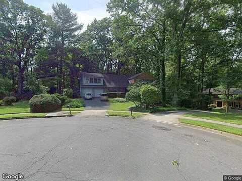 Snughill, VIENNA, VA 22182
