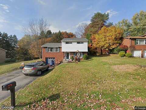 Meadowbrook, CORAOPOLIS, PA 15108