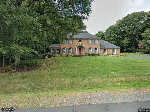 Winslow, FAIRFAX STATION, VA 22039