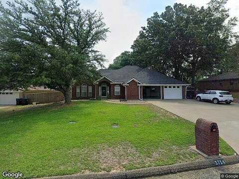 Kriss, LONGVIEW, TX 75604