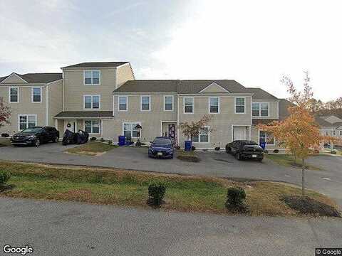 Twisted Oak, CHRISTIANSBURG, VA 24073