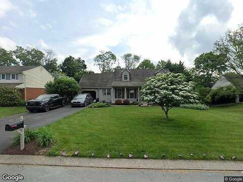 Cedarwood, YORK, PA 17402