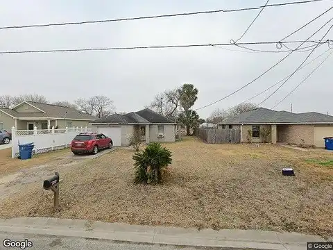 Avenue B, SINTON, TX 78387
