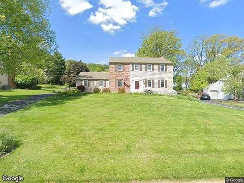 Green, EXTON, PA 19341
