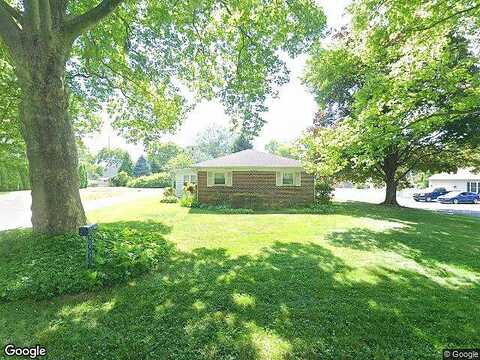 Royal, YORK, PA 17402
