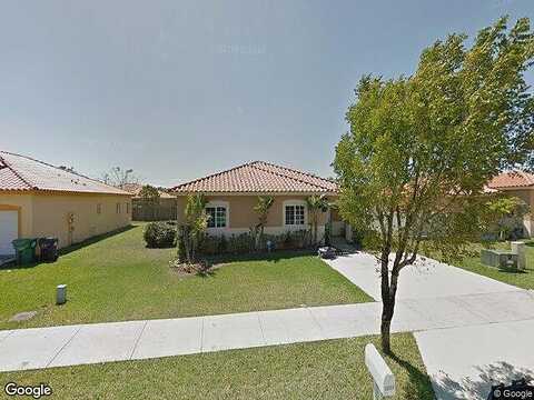 319Th, HOMESTEAD, FL 33030