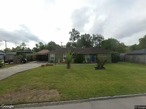21St, BEAUMONT, TX 77707