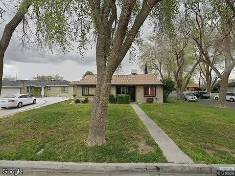 Jenner, LANCASTER, CA 93534