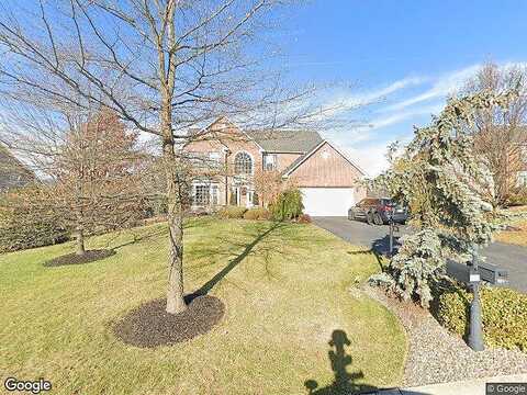Fawn Hill, HANOVER, PA 17331