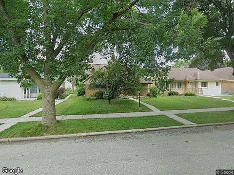 94Th, MILWAUKEE, WI 53222