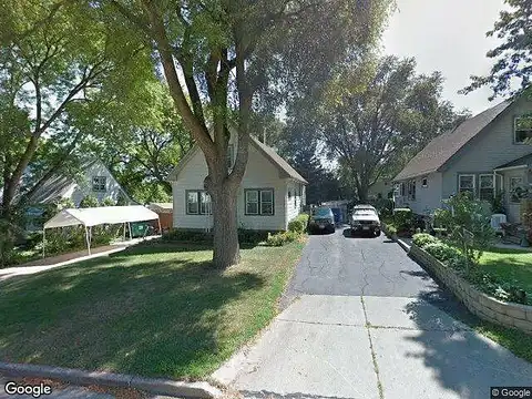 94Th, MILWAUKEE, WI 53214