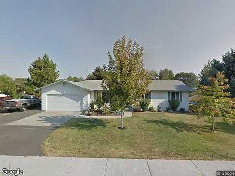 William, MOSES LAKE, WA 98837