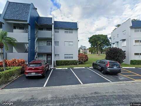 Golf Circle, MARGATE, FL 33063