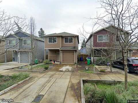 Couch, PORTLAND, OR 97230
