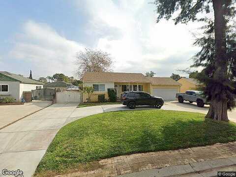 Paseo Grande, CORONA, CA 92882