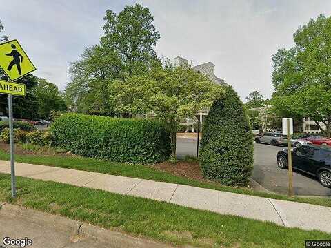 Willow Point, FALLS CHURCH, VA 22042