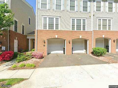 Huntley Creek, ALEXANDRIA, VA 22306