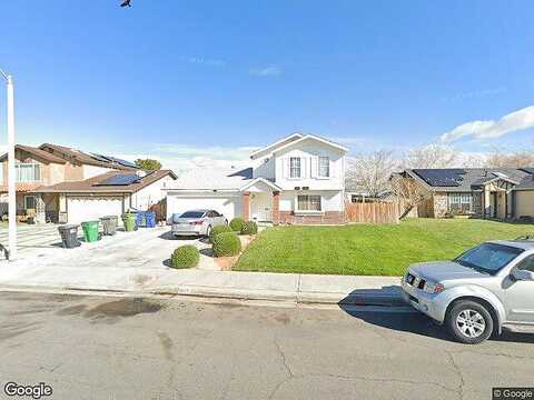 Avenue R11, PALMDALE, CA 93552