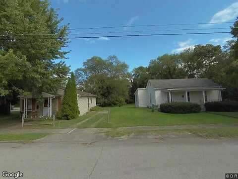 Broad, SALEM, VA 24153