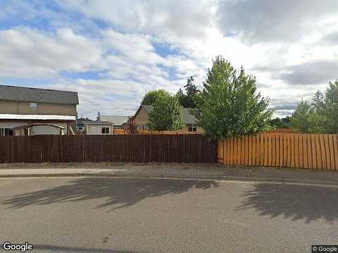 Lily, MCMINNVILLE, OR 97128