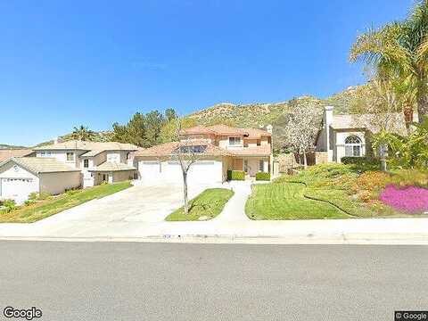 Mammoth, CANYON COUNTRY, CA 91387
