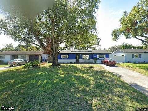 17Th, SAINT PETERSBURG, FL 33713