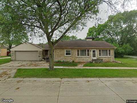 Kendall, MILWAUKEE, WI 53209