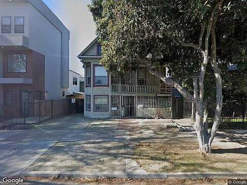 15Th, SACRAMENTO, CA 95818